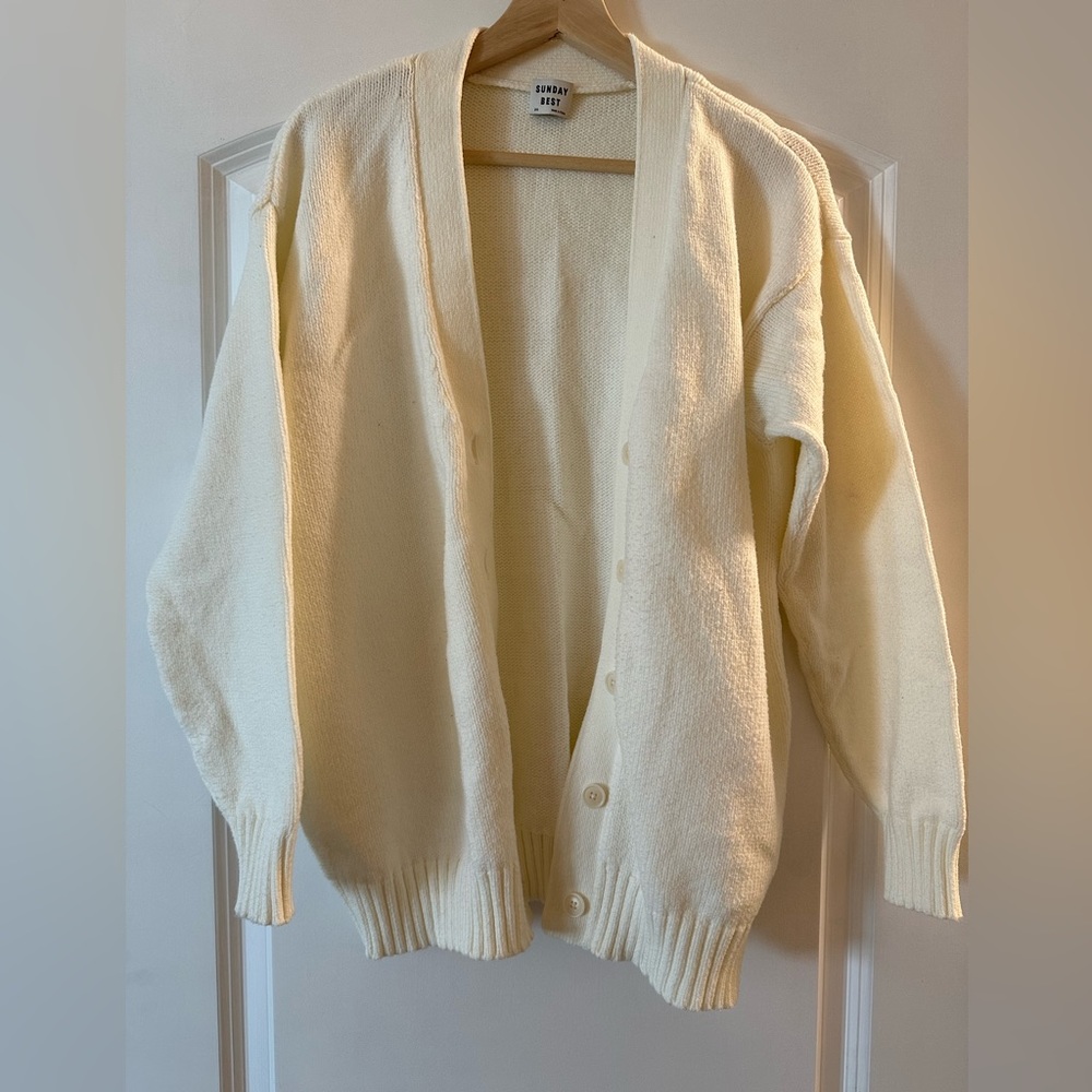 Aritzia cream cardigan